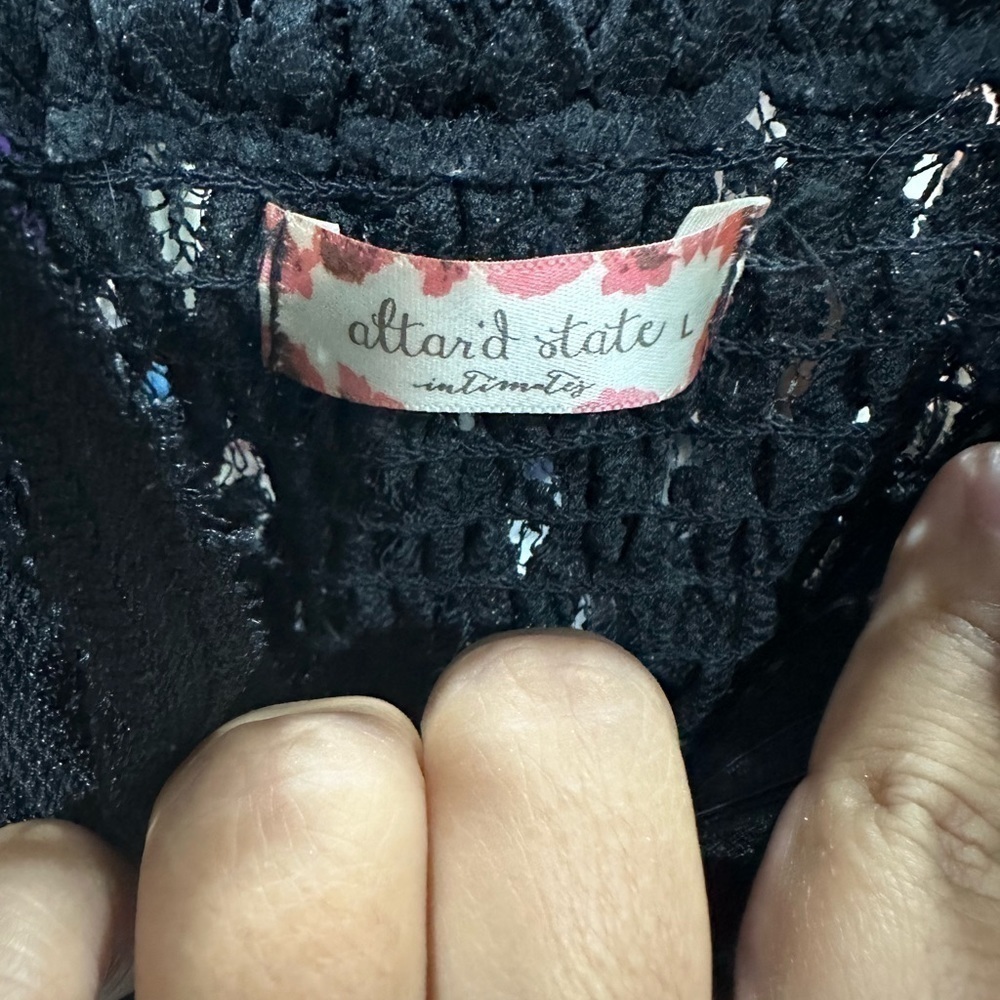 Altar’d State Intimates Black Lace Bralette Size: L - Picture 3 of 4